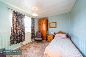Bedroom- click for photo gallery